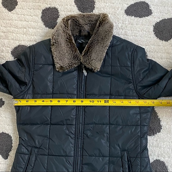 VANS Black Jacket w/Faux Fur Collar - Picture 12 of 16